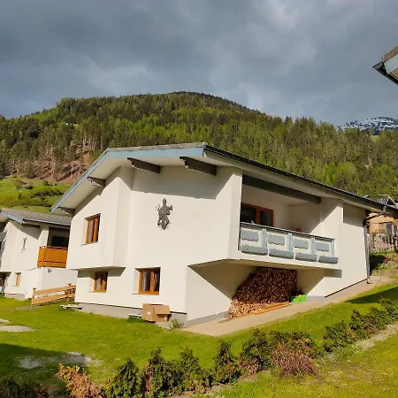 Ahornli Im Moelltal Holiday home Grosskirchheim
